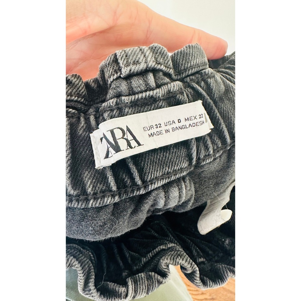 Zara 1975 Denim High Waisted Paperbag Shorts Washed Black Raw Hem Size 0 EUR 32 - Picture 6 of 7